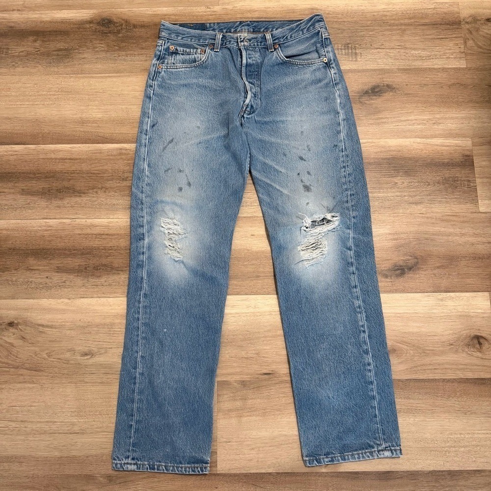 Vintage Levi's 501 Button Fly Jeans USA Made 33x32 Straight Leg Distressed
